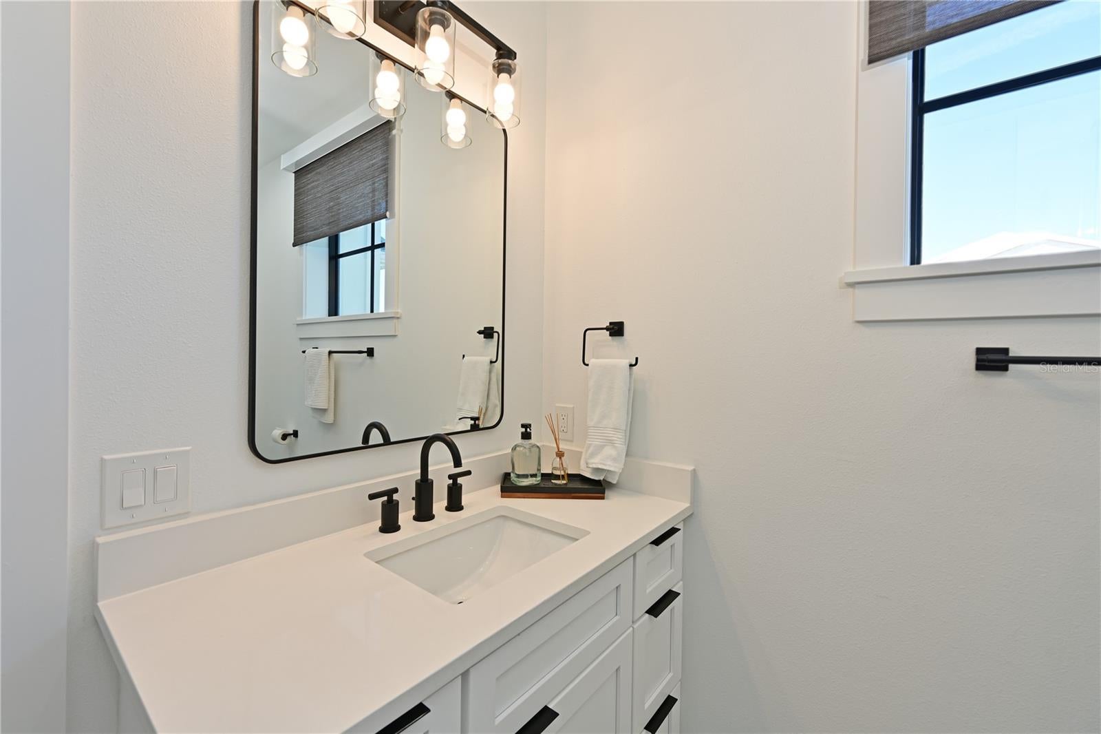 Holmes Beach, Florida, 34217, United States, 4 Bedrooms Bedrooms, ,4 BathroomsBathrooms,Residential,Active,1995267