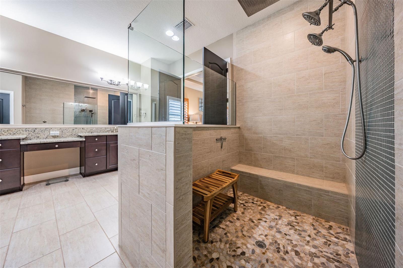 Palm Harbor, Florida, 34683, United States, 4 Bedrooms Bedrooms, ,3 BathroomsBathrooms,Residential,Active,1905355