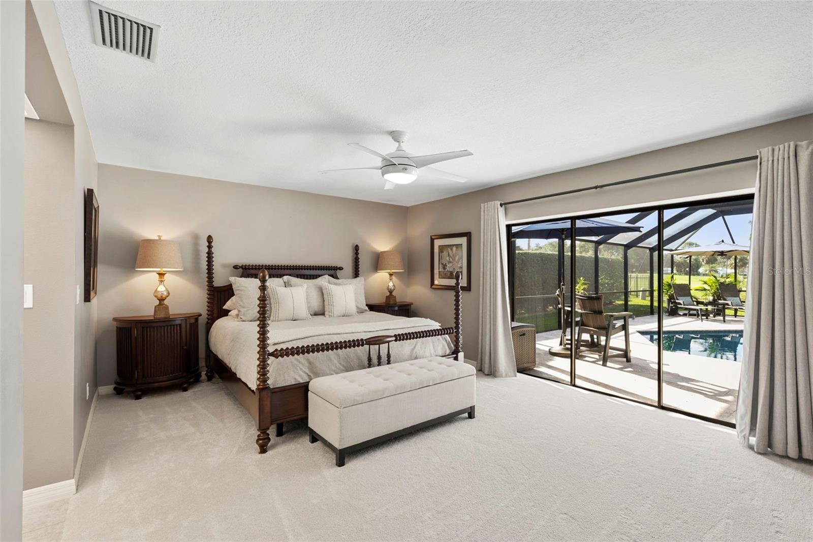 Clearwater, Florida, 33761, United States, 5 Bedrooms Bedrooms, ,3 BathroomsBathrooms,Residential,Active,1953689