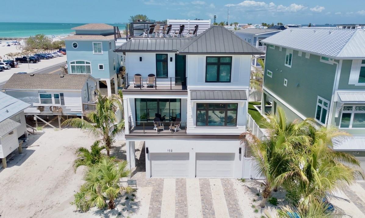 Bradenton Beach, Florida, 34217, United States, 7 Bedrooms Bedrooms, ,8 BathroomsBathrooms,Residential,Active,1929473