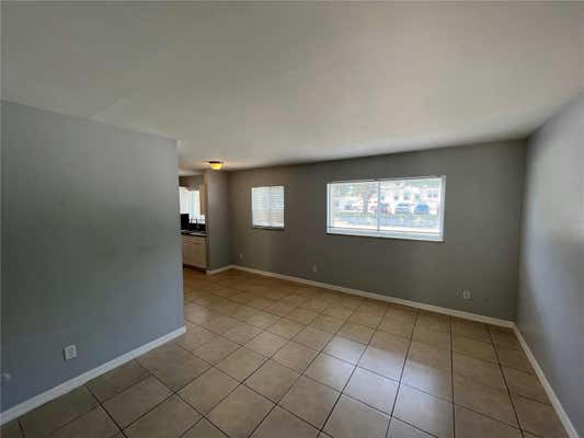 3206 W AZEELE ST APT 100, TAMPA, FL 33609, photo 3 of 16