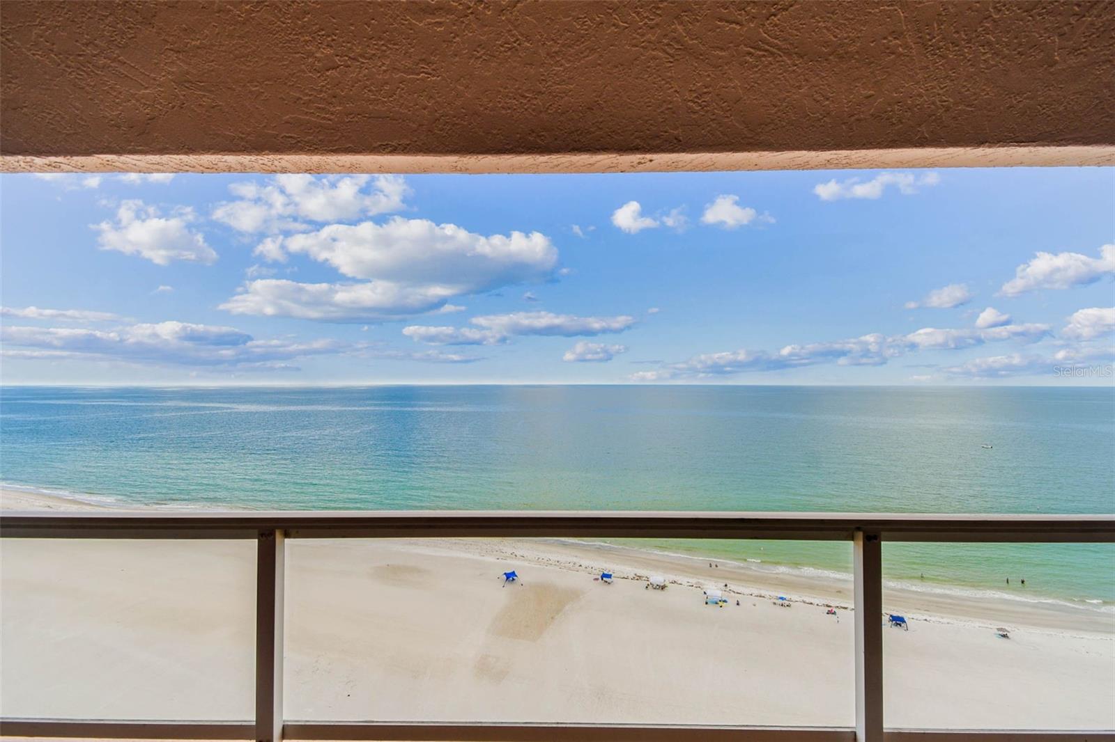 Clearwater Beach, Florida, 33767, United States, 2 Bedrooms Bedrooms, ,3 BathroomsBathrooms,Residential,Active,1919072