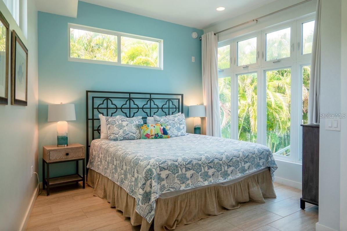 Sarasota, Florida, 34242, United States, 5 Bedrooms Bedrooms, ,4 BathroomsBathrooms,Residential,Active,1773194