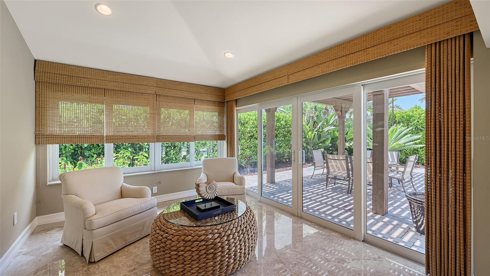 Longboat Key, Florida, 34228, United States, 4 Bedrooms Bedrooms, ,4 BathroomsBathrooms,Residential,Active,1926682