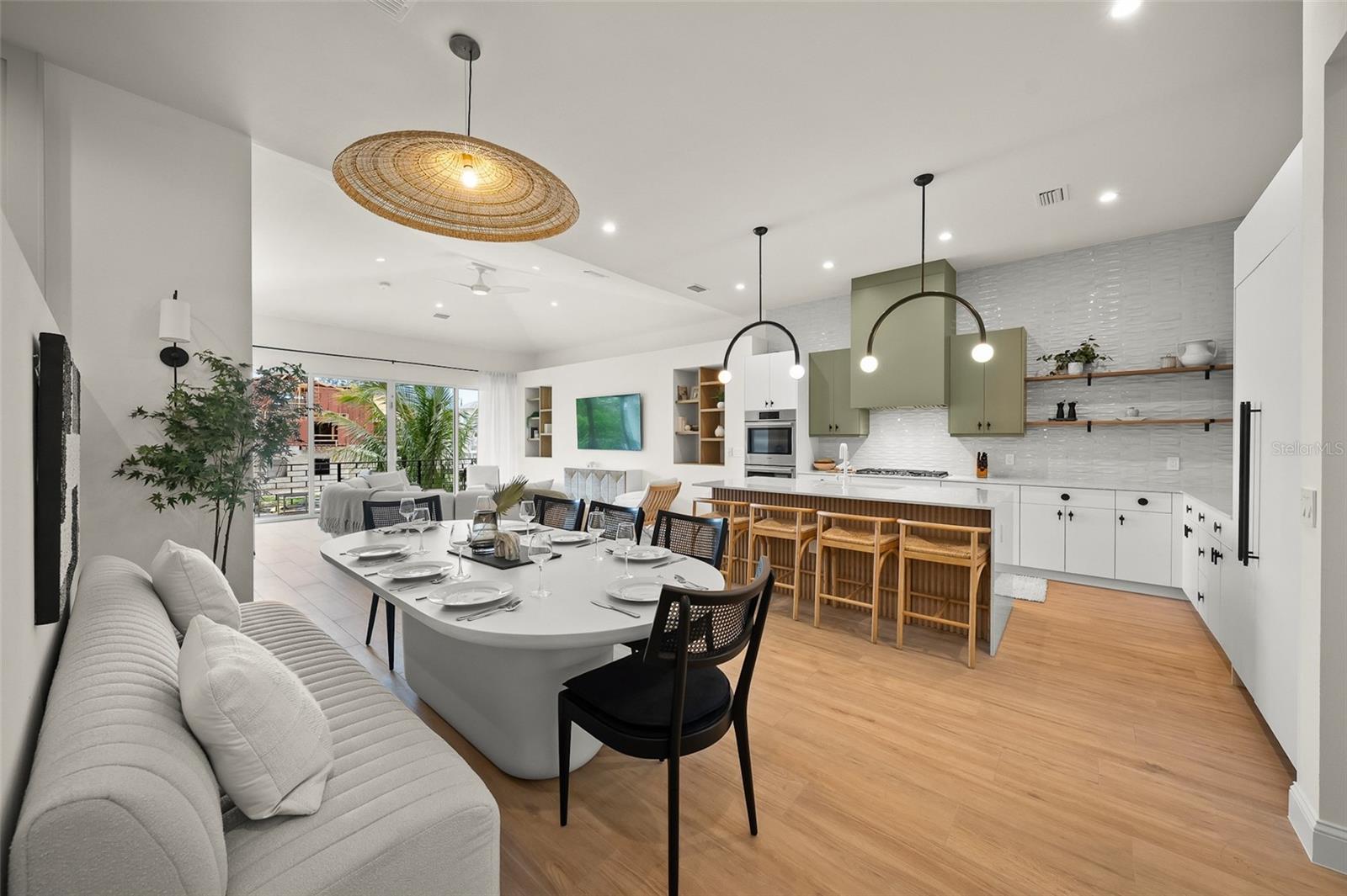 Sarasota, Florida, 34242, United States, 4 Bedrooms Bedrooms, ,5 BathroomsBathrooms,Residential,Active,1922294