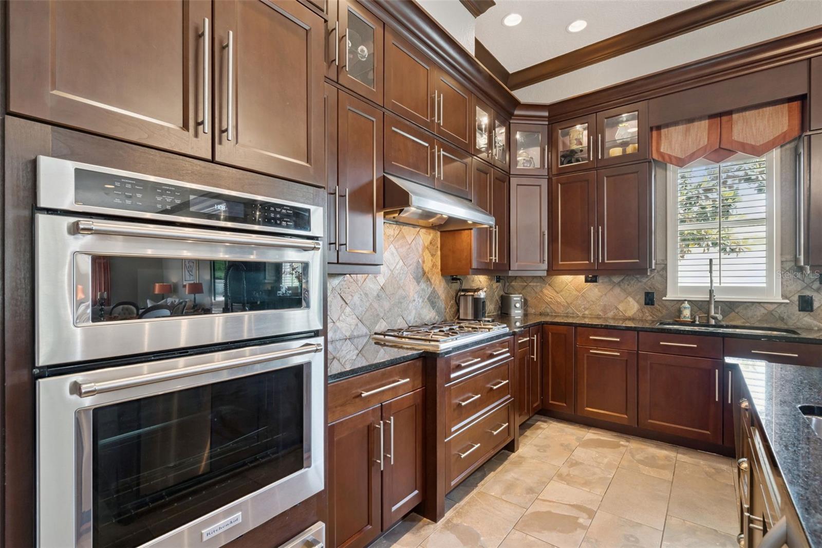Windermere, Florida, 34786, United States, 5 Bedrooms Bedrooms, ,5 BathroomsBathrooms,Residential,Active,2044556