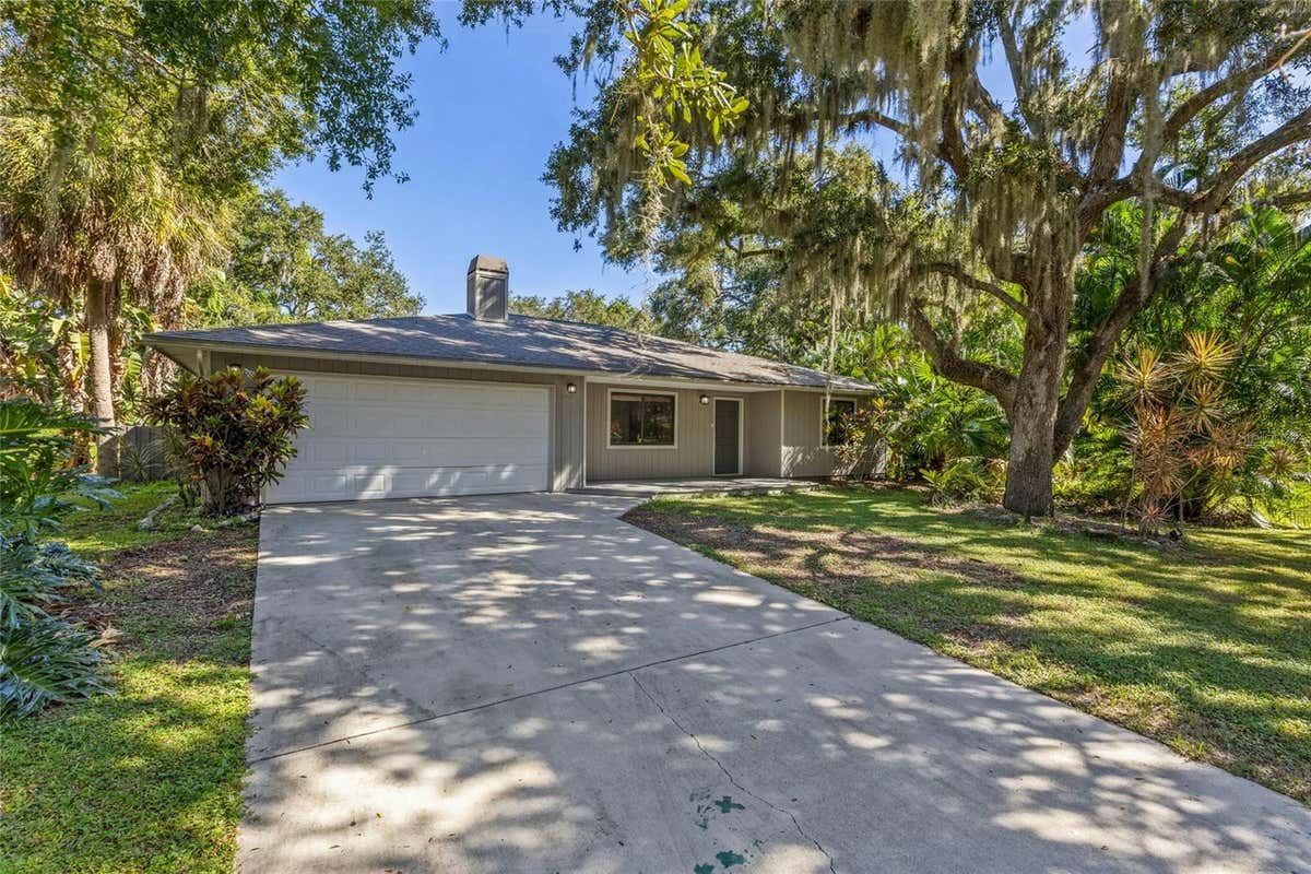 4595 FRIAR TUCK LN, SARASOTA, FL 34232, photo 1 of 40