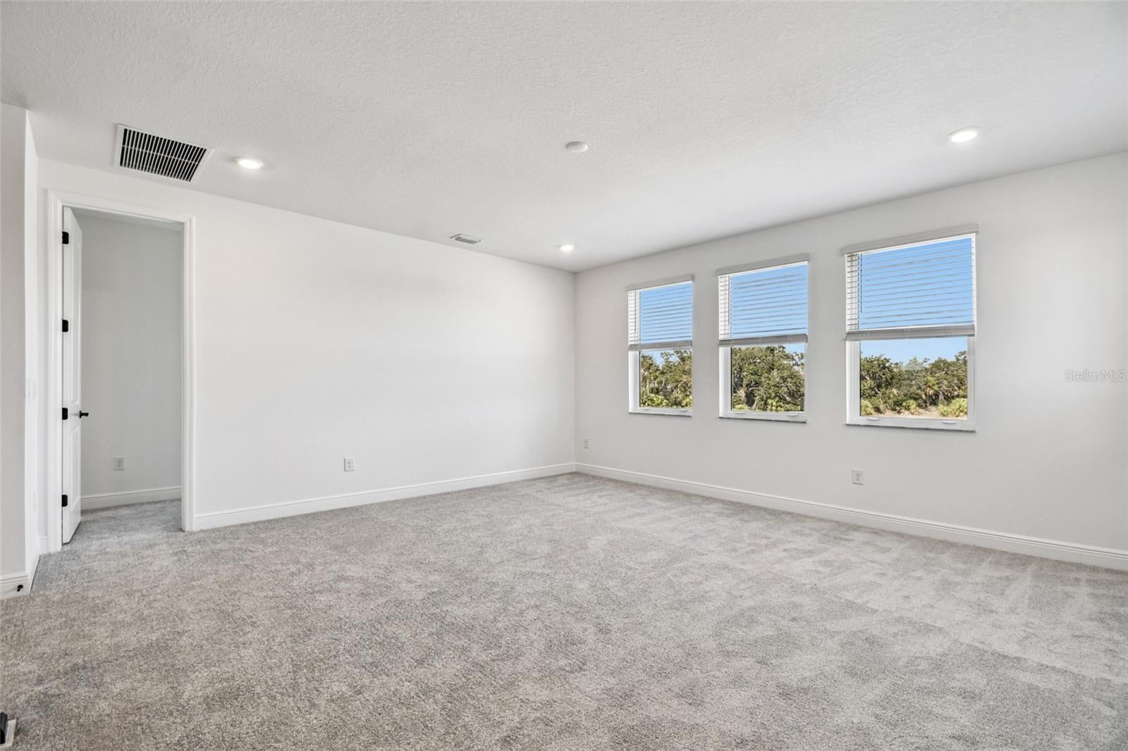 Parrish, Florida, 34219, United States, 4 Bedrooms Bedrooms, ,4 BathroomsBathrooms,Residential,Active,2007045