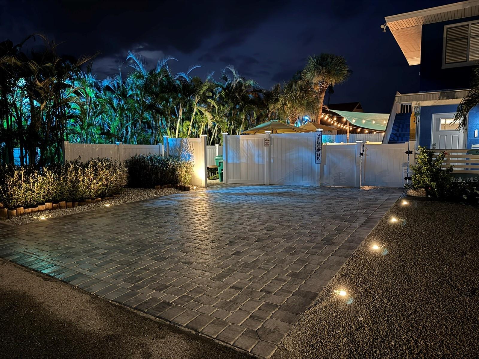 Englewood, Florida, 34223, United States, 3 Bedrooms Bedrooms, ,4 BathroomsBathrooms,Residential,Active,1944259