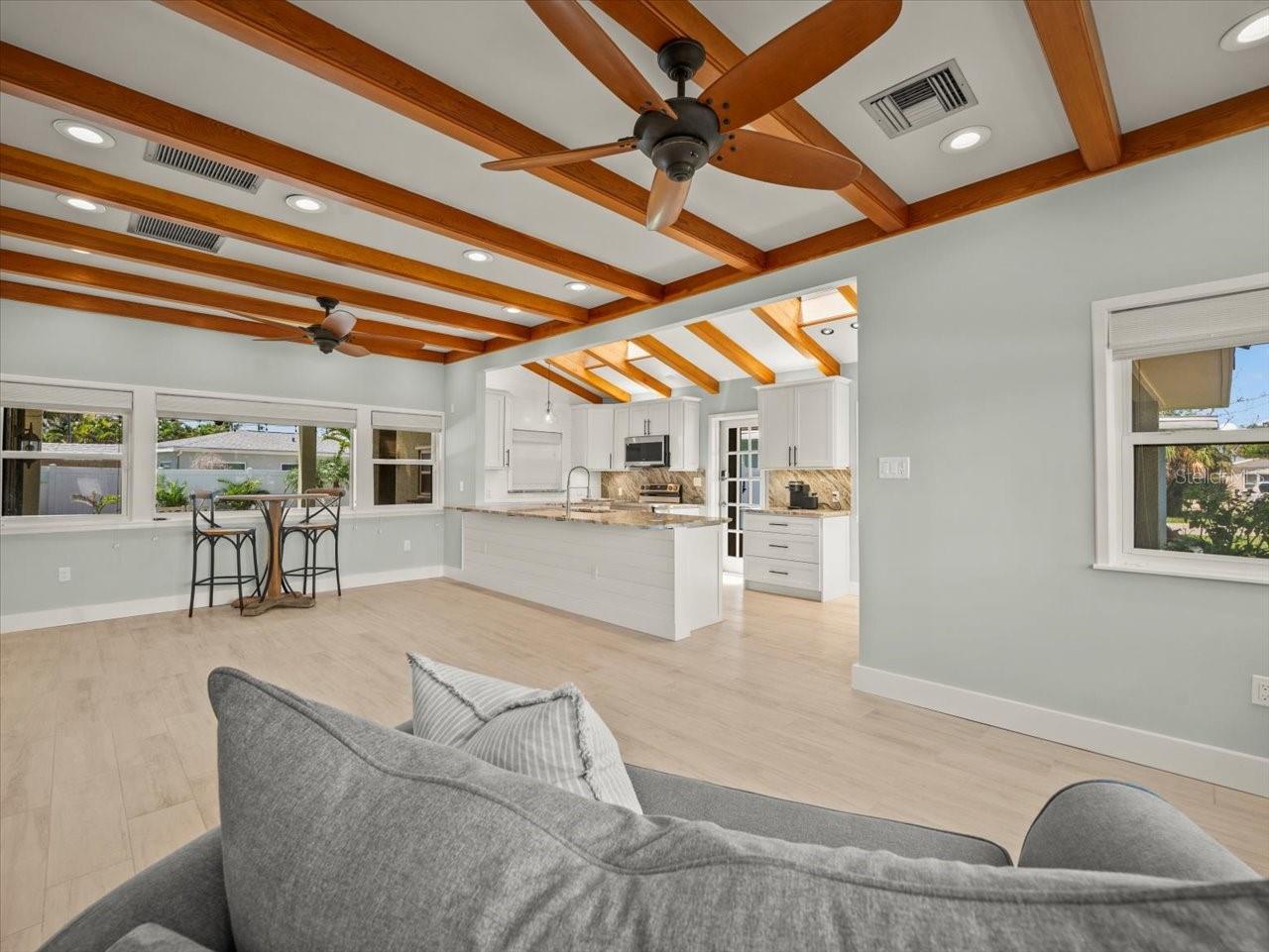 Redington Beach, Florida, 33708, United States, 3 Bedrooms Bedrooms, ,4 BathroomsBathrooms,Residential,Active,1936157