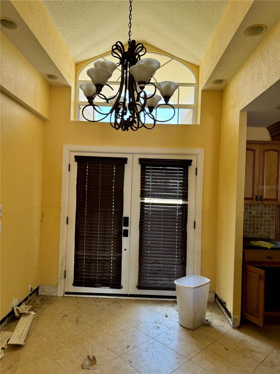 Redington Beach, Florida, 33708, United States, 3 Bedrooms Bedrooms, ,2 BathroomsBathrooms,Residential,Active,1704047