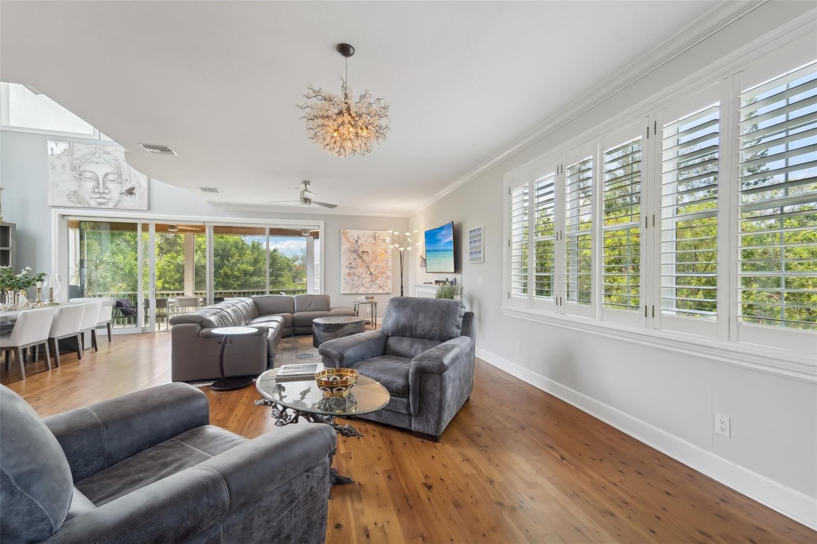 Longboat Key, Florida, 34228, United States, 3 Bedrooms Bedrooms, ,3 BathroomsBathrooms,Residential,Active,1993956