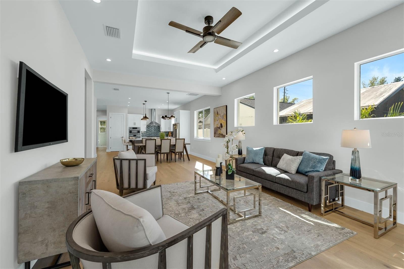 Orlando, Florida, 32804, United States, 5 Bedrooms Bedrooms, ,4 BathroomsBathrooms,Residential,Active,1702896