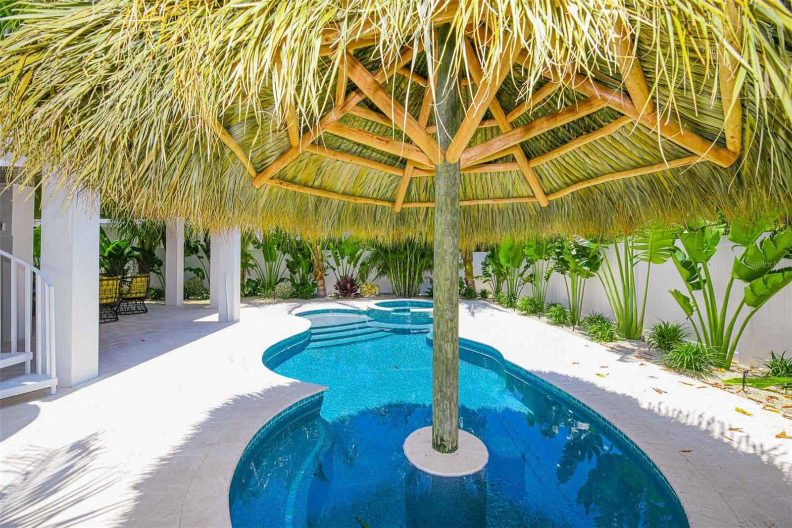 Sarasota, Florida, 34236, United States, 7 Bedrooms Bedrooms, ,8 BathroomsBathrooms,Residential,Active,1774005