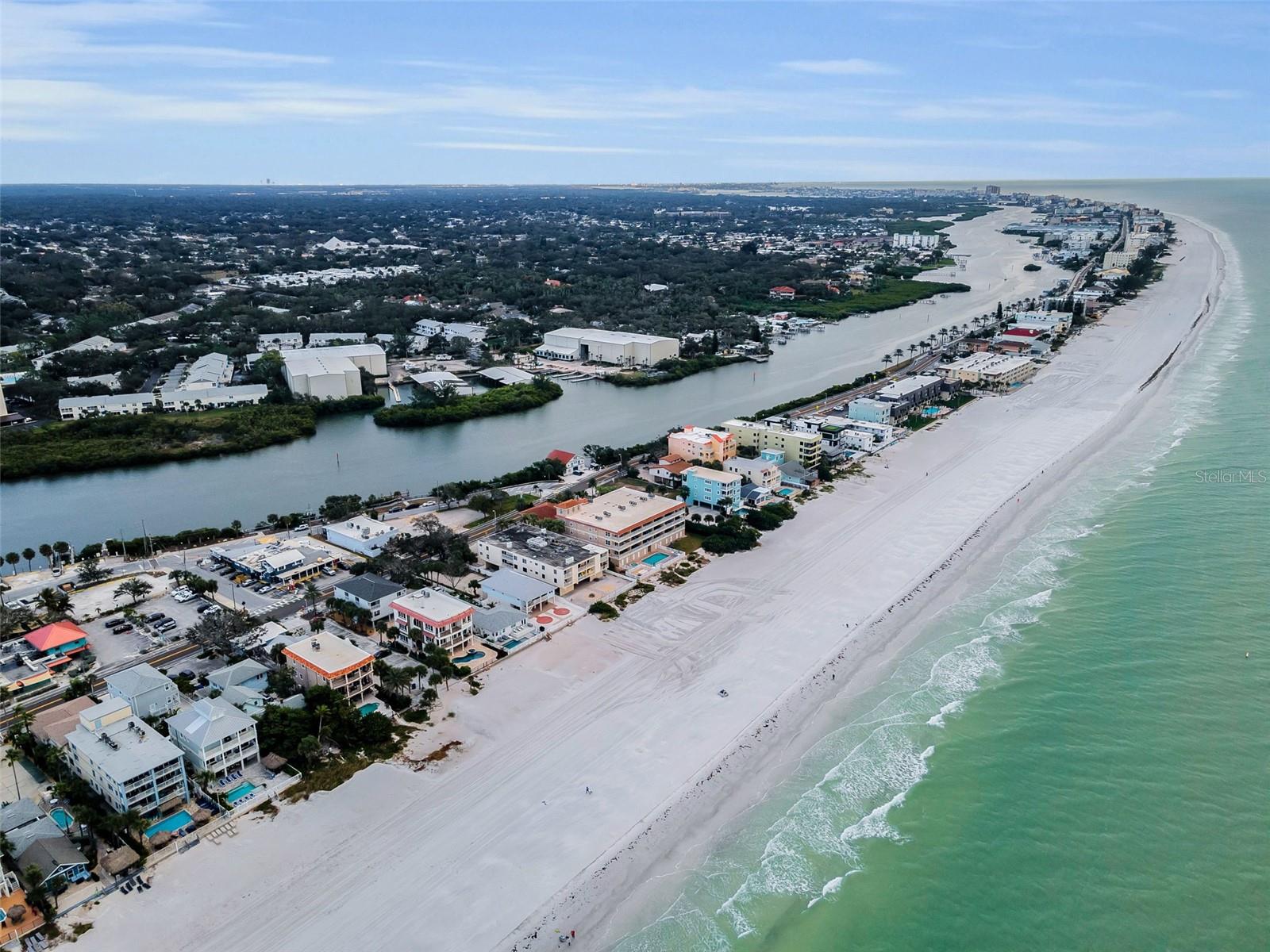Indian Rocks Beach, Florida, 33785, United States, 4 Bedrooms Bedrooms, ,4 BathroomsBathrooms,Residential,Active,2007261