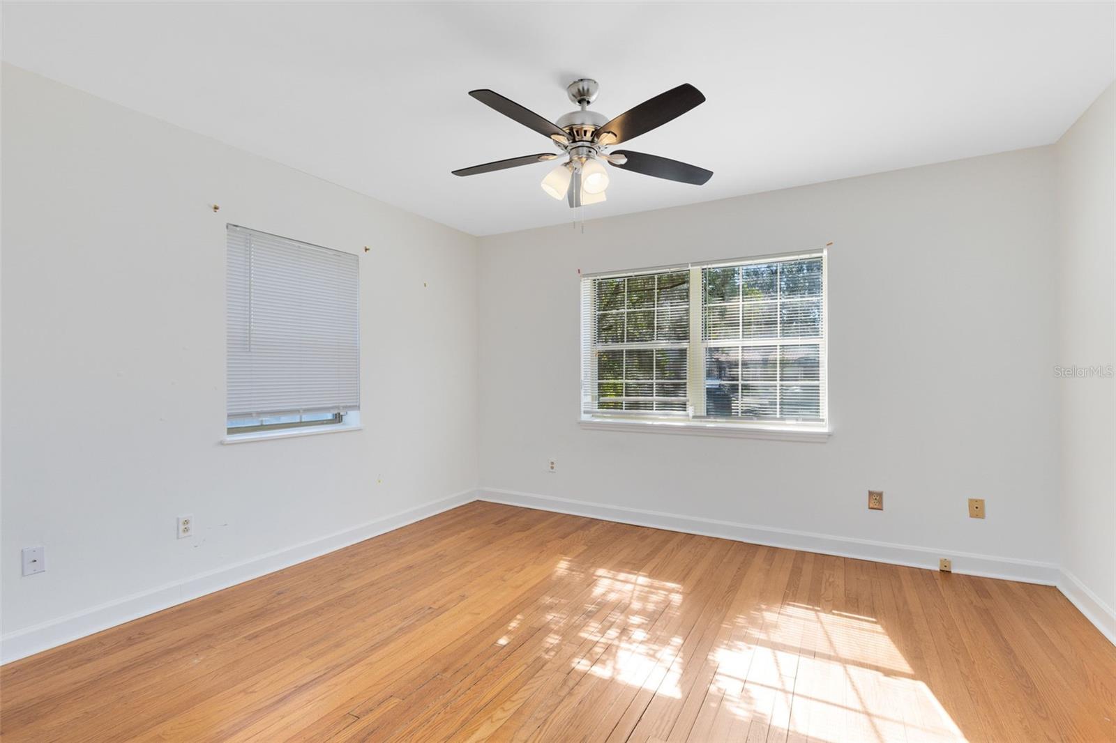 Winter Park, Florida, 32789, United States, 5 Bedrooms Bedrooms, ,4 BathroomsBathrooms,Residential,Active,1997586