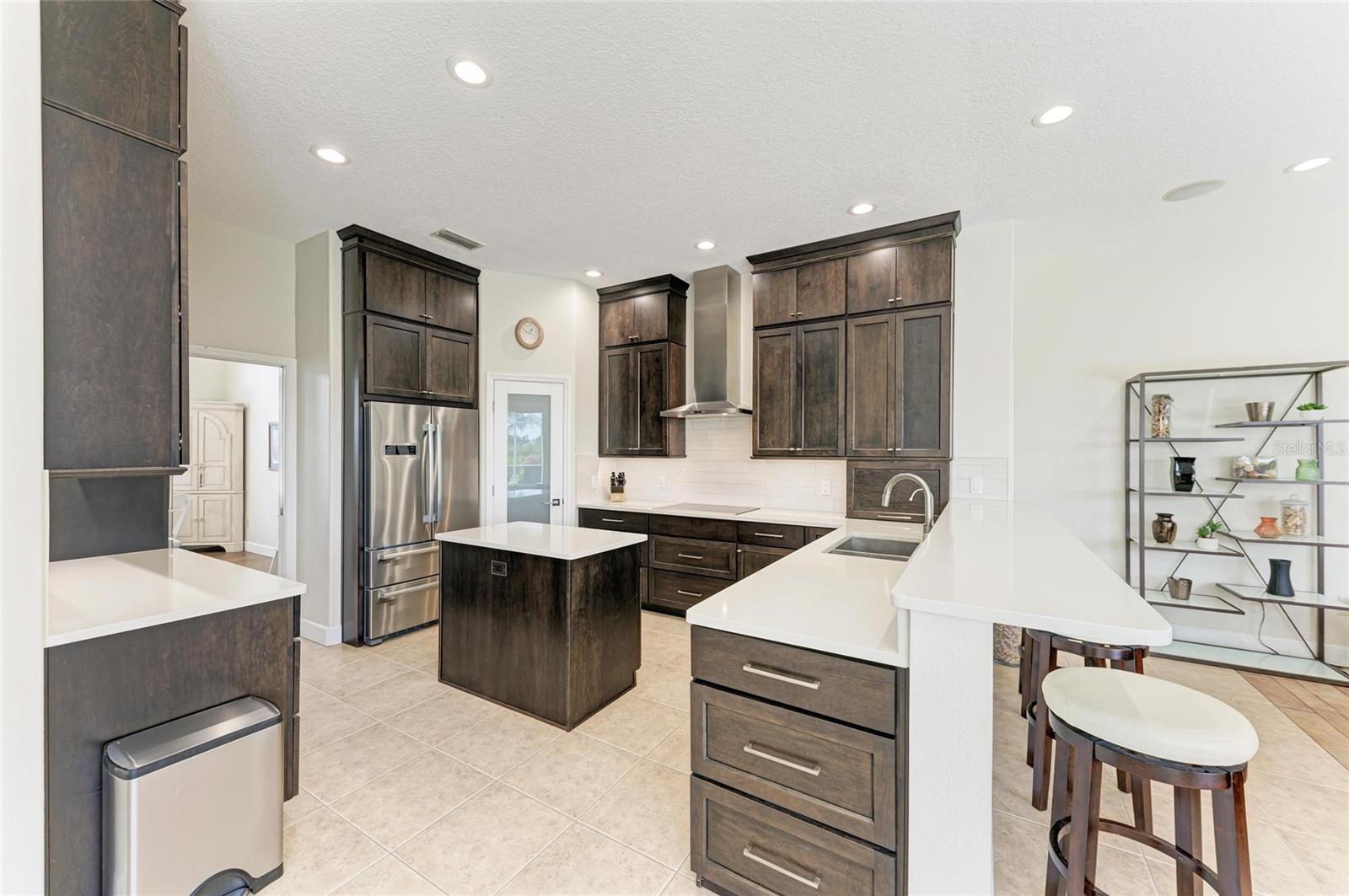 Bradenton, Florida, 34202, United States, 4 Bedrooms Bedrooms, ,4 BathroomsBathrooms,Residential,Active,1801045