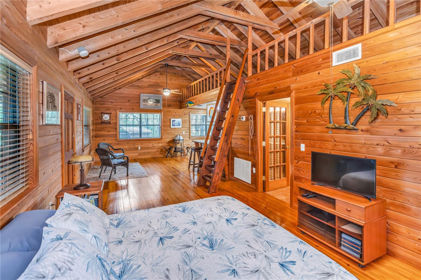 Crystal River, Florida, 34428, United States, 6 Bedrooms Bedrooms, ,5 BathroomsBathrooms,Residential,Active,1945058