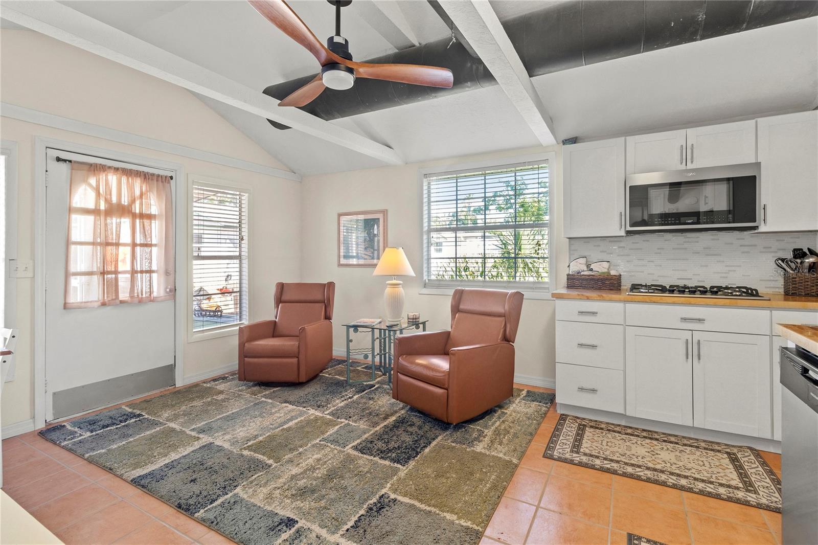 Holmes Beach, Florida, 34217, United States, 5 Bedrooms Bedrooms, ,3 BathroomsBathrooms,Residential,Active,1972187