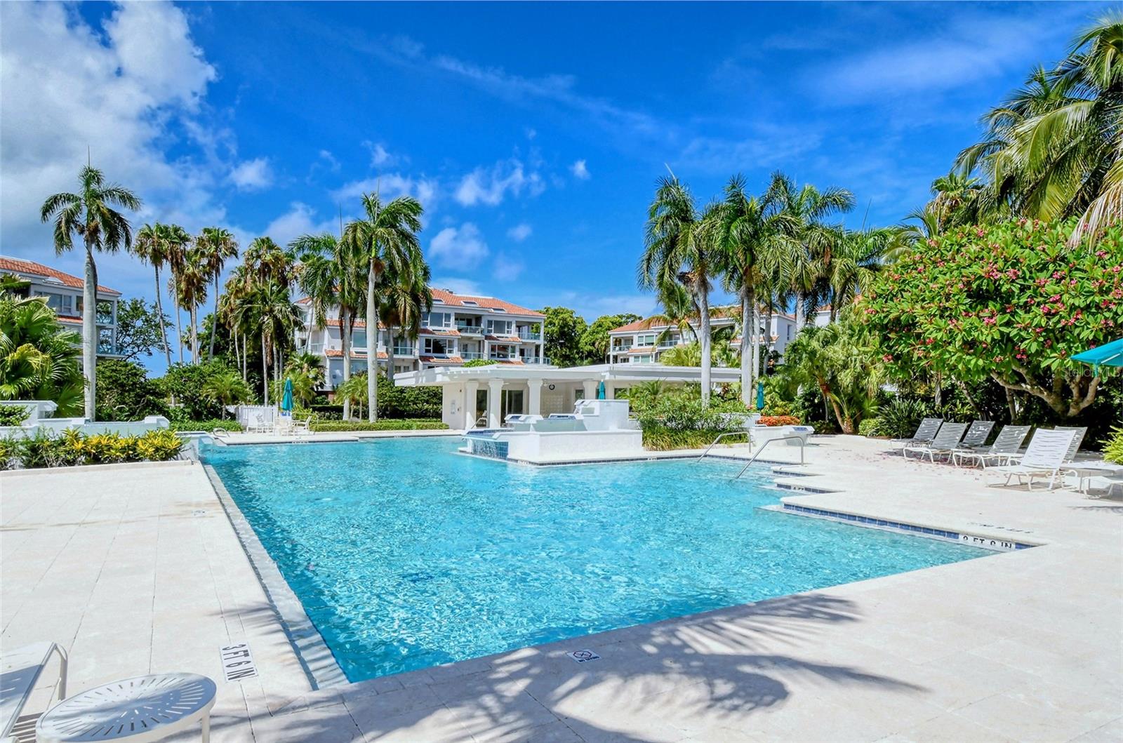 Longboat Key, Florida, 34228, United States, 3 Bedrooms Bedrooms, ,3 BathroomsBathrooms,Residential,Active,1992251