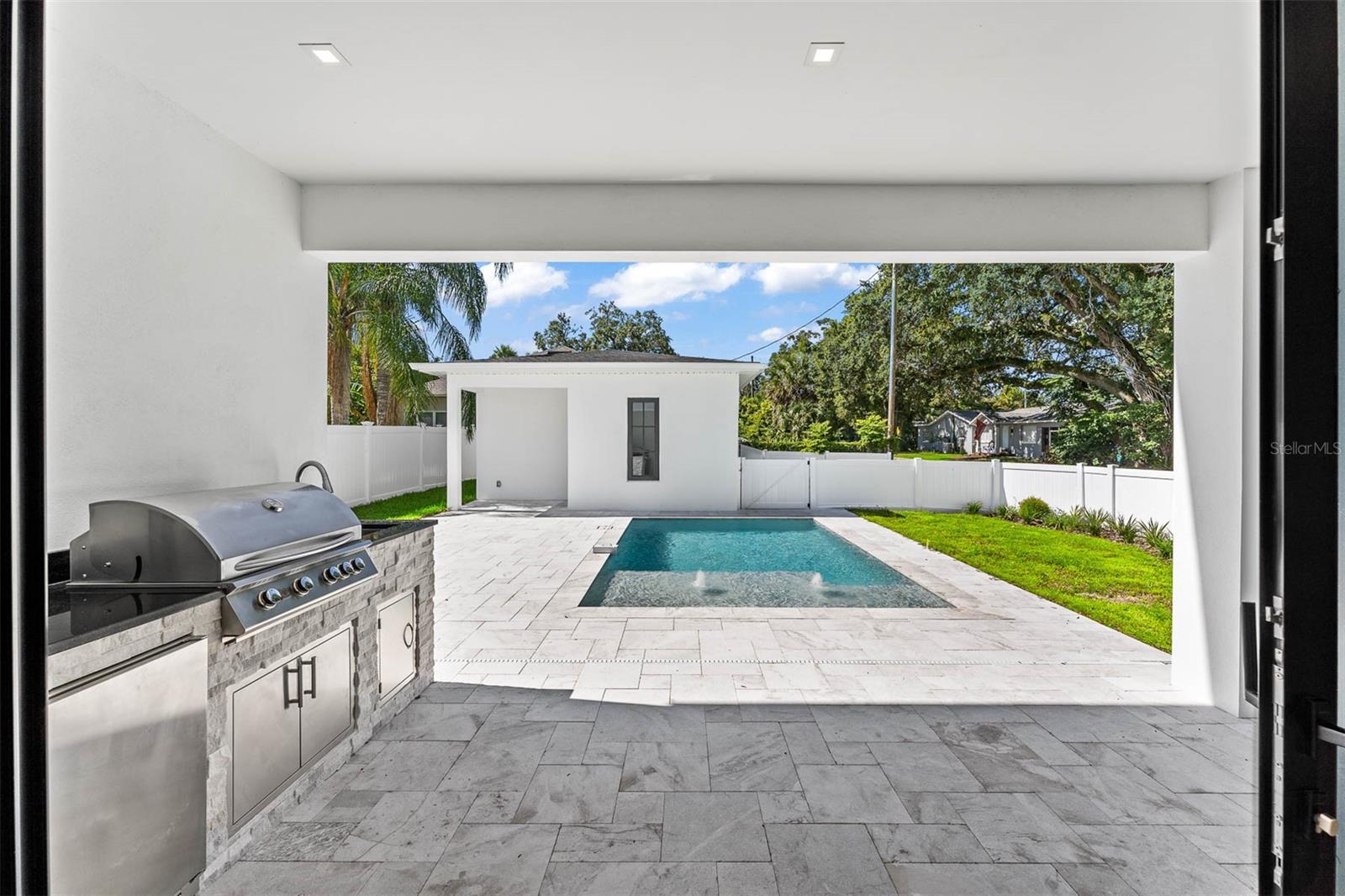 Orlando, Florida, 32804, United States, 5 Bedrooms Bedrooms, ,5 BathroomsBathrooms,Residential,Active,1905097