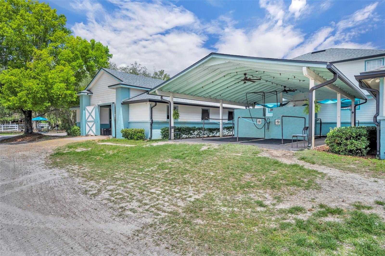 Geneva, Florida, 32732, United States, 5 Bedrooms Bedrooms, ,4 BathroomsBathrooms,Residential,Active,2044197