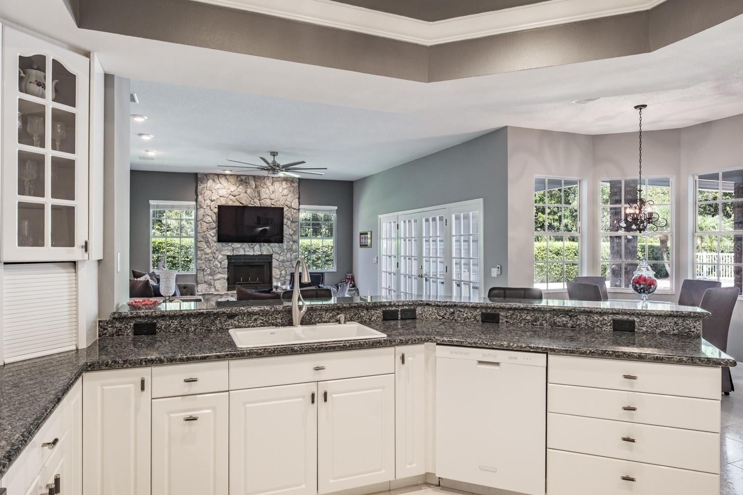 Clearwater, Florida, 33761, United States, ,4 BathroomsBathrooms,Residential,Active,1764506