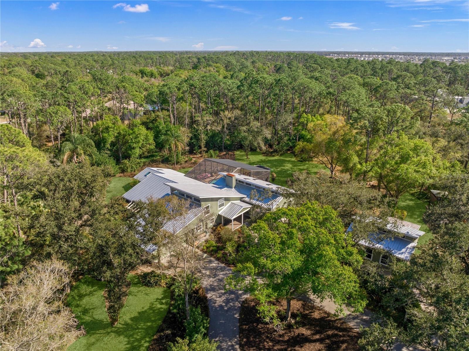 Sarasota, Florida, 34241, United States, 4 Bedrooms Bedrooms, ,5 BathroomsBathrooms,Residential,Active,2017104