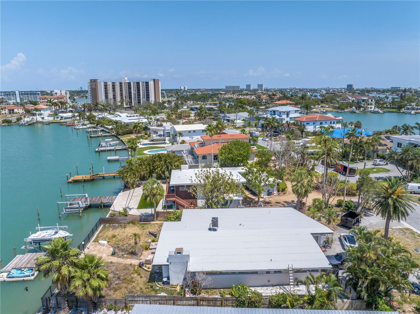 Treasure Island, Florida, 33706, United States, ,4 BathroomsBathrooms,Residential,Active,1808105