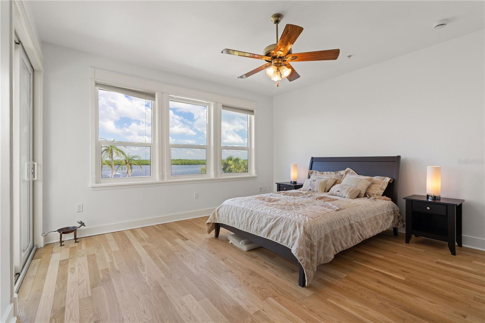 Punta Gorda, Florida, 33982, United States, 5 Bedrooms Bedrooms, ,4 BathroomsBathrooms,Residential,Active,1905353