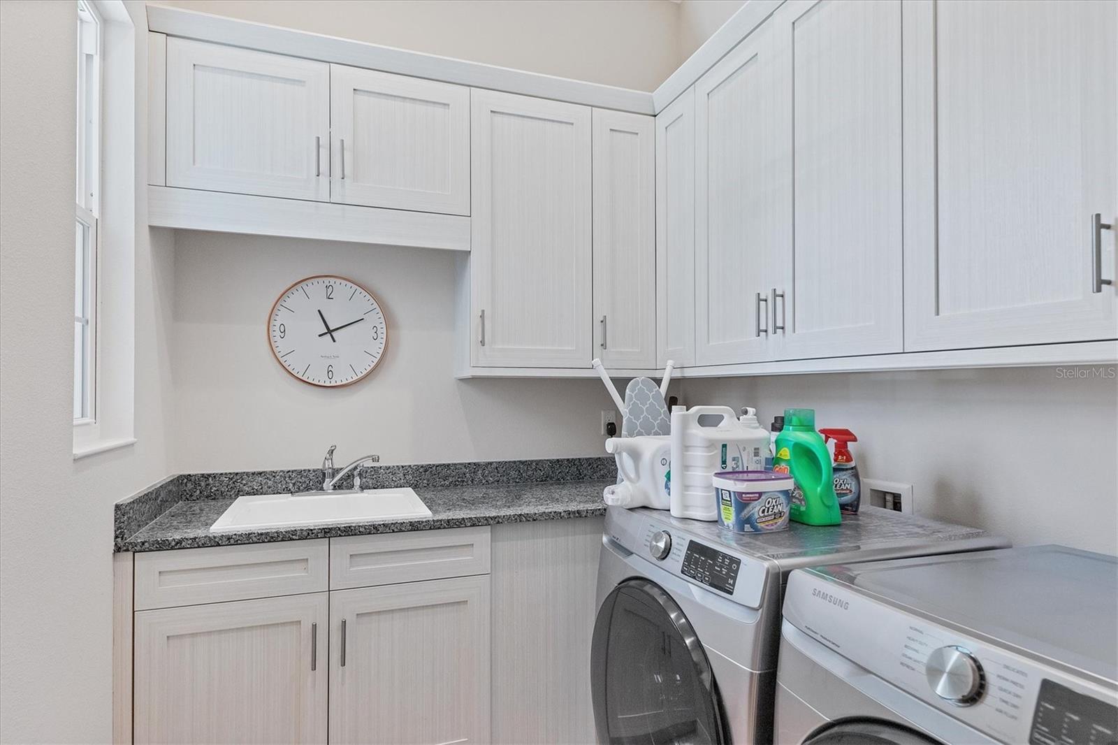 Sarasota, Florida, 34239, United States, 4 Bedrooms Bedrooms, ,4 BathroomsBathrooms,Residential,Active,1965823