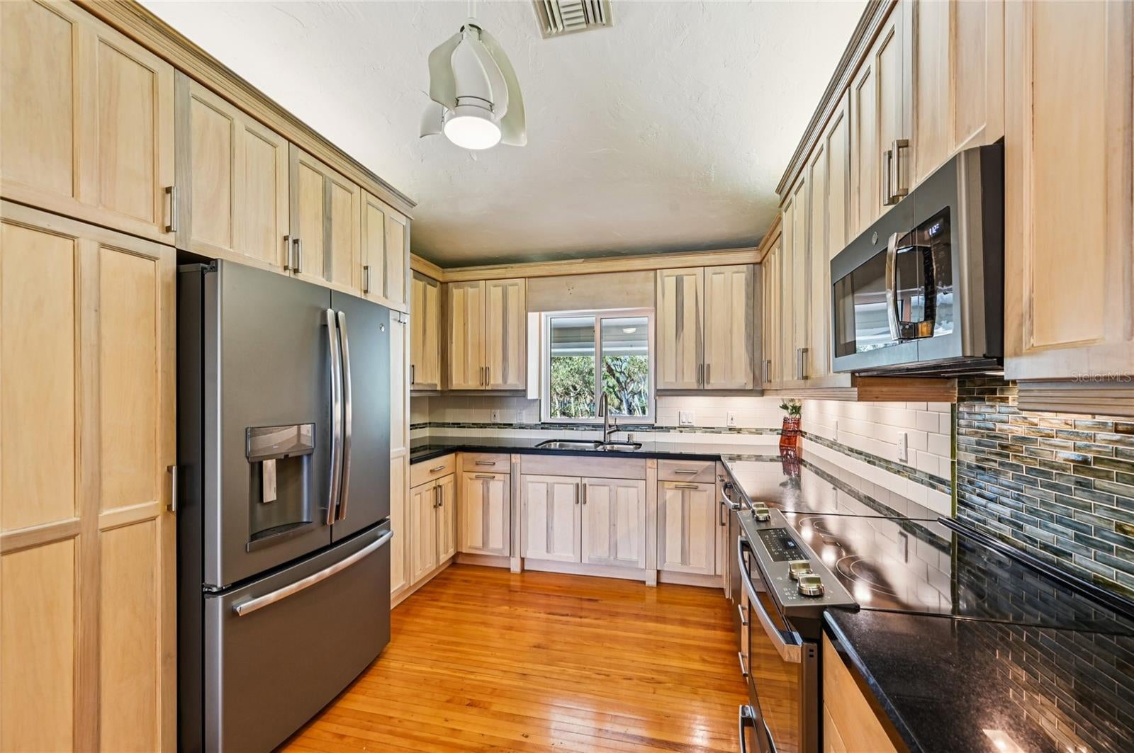 Englewood, Florida, 34223, United States, 3 Bedrooms Bedrooms, ,2 BathroomsBathrooms,Residential,Active,1972148