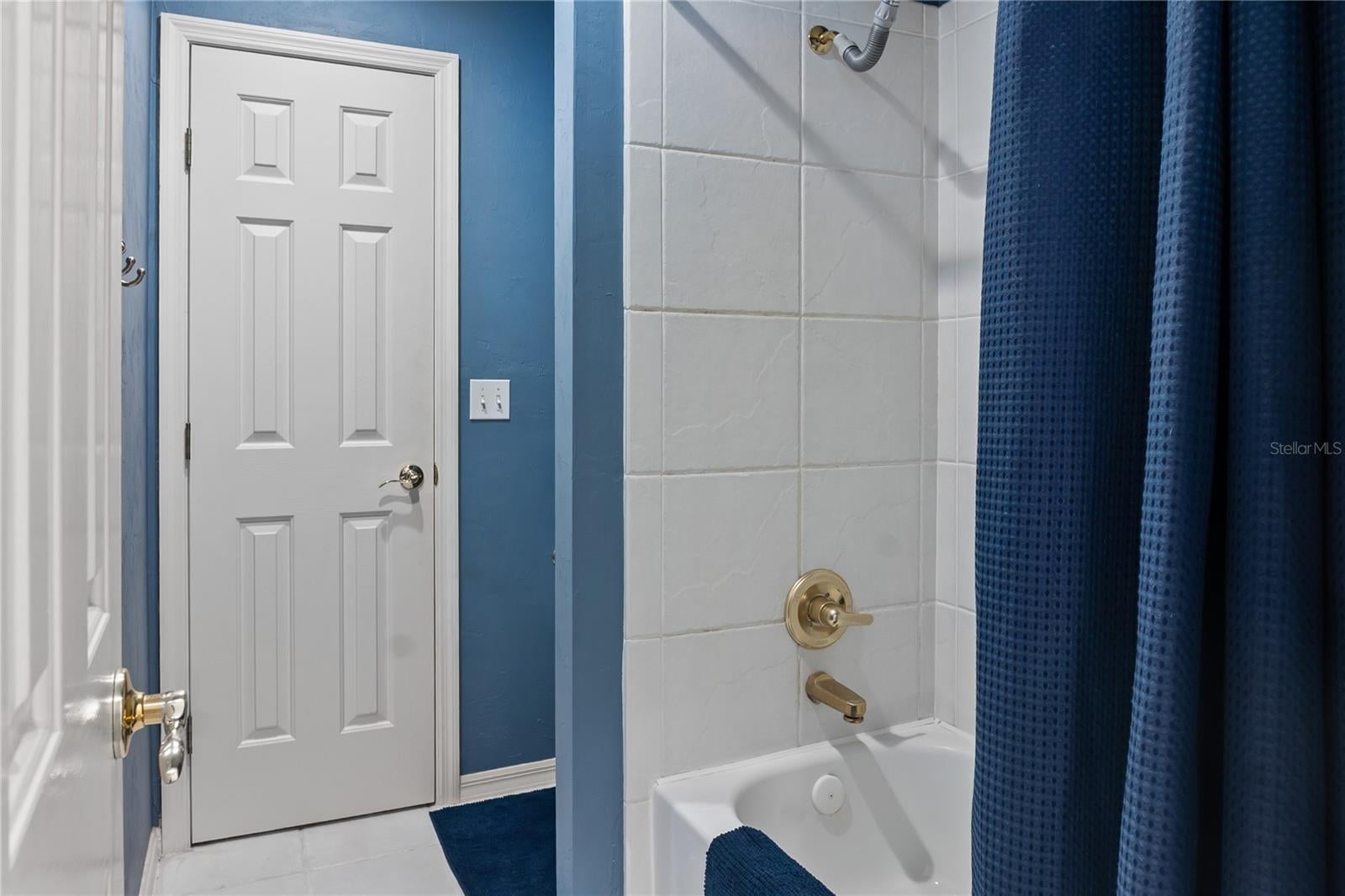 Gainesville, Florida, 32608, United States, ,5 BathroomsBathrooms,Residential,Active,1799404