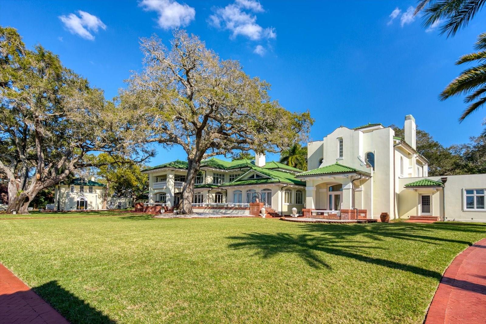 Clearwater, Florida, 33756, United States, 10 Bedrooms Bedrooms, ,11 BathroomsBathrooms,Residential,Active,1738489