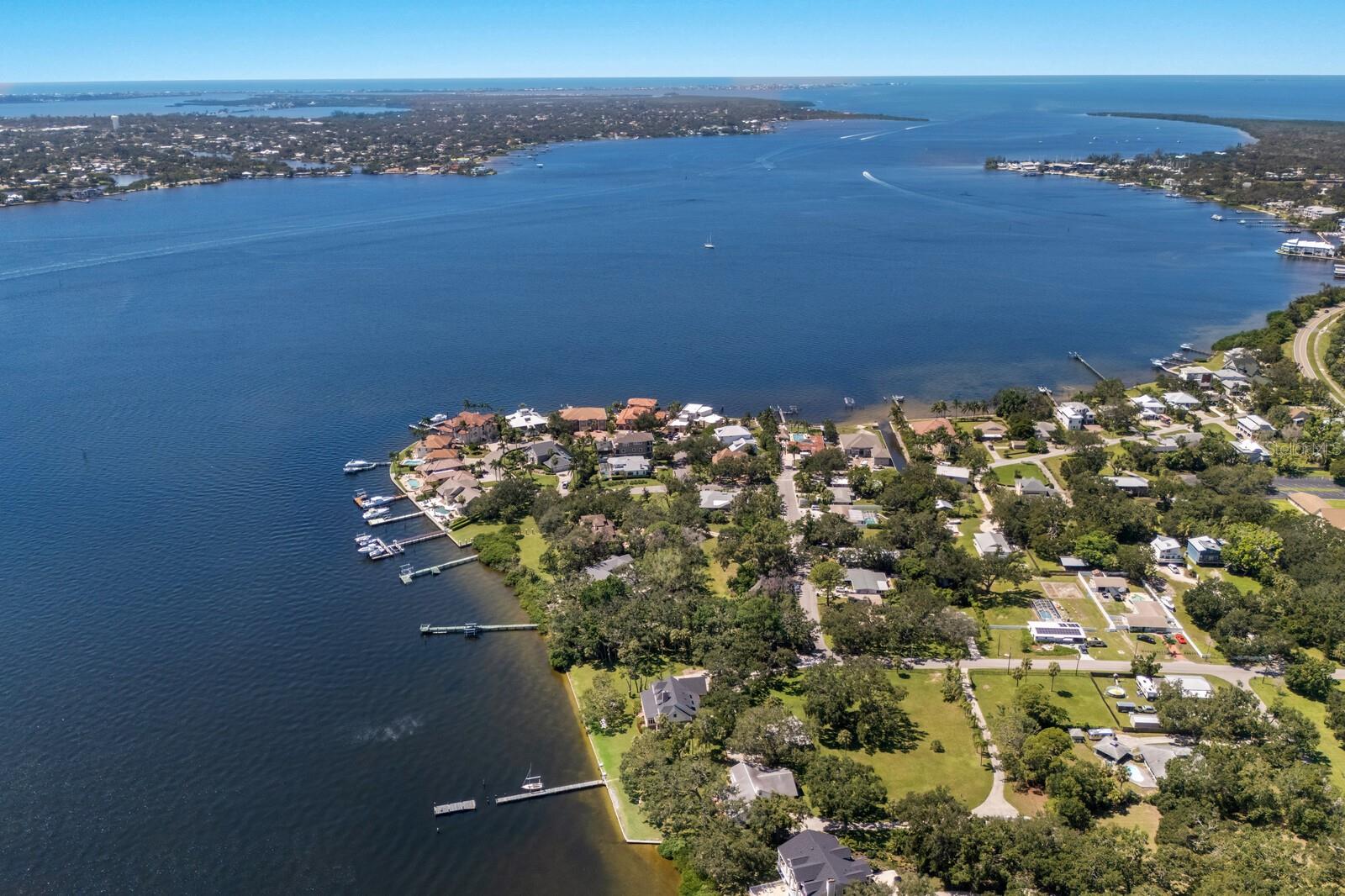 Palmetto, Florida, 34221, United States, 3 Bedrooms Bedrooms, ,4 BathroomsBathrooms,Residential,Active,1952285