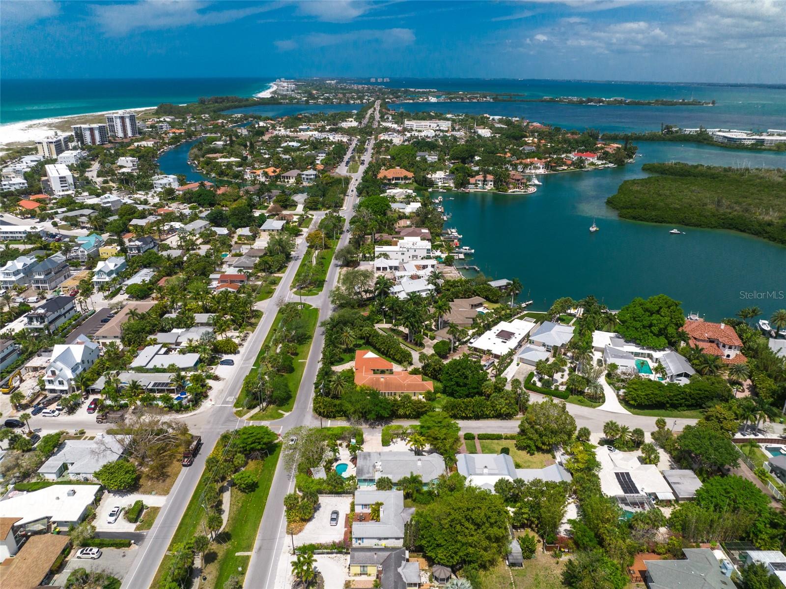 Sarasota, Florida, 34236, United States, 3 Bedrooms Bedrooms, ,2 BathroomsBathrooms,Residential,Active,2006854