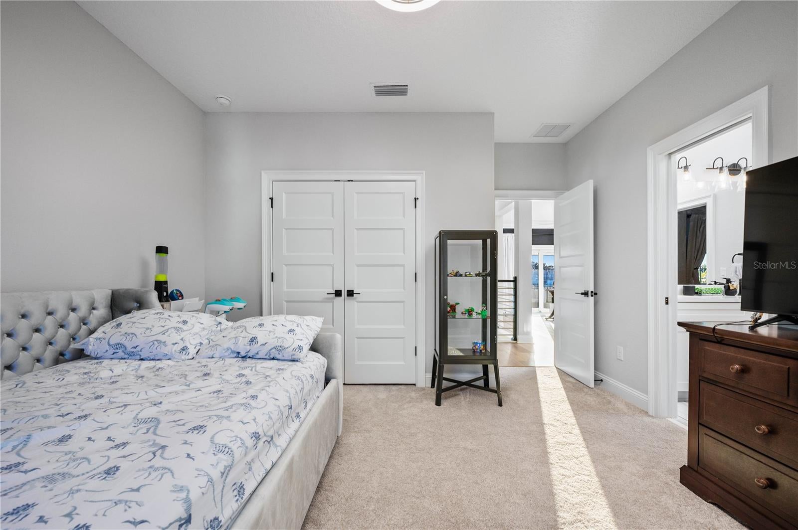 Fernandina Beach, Florida, 32034, United States, 5 Bedrooms Bedrooms, ,4 BathroomsBathrooms,Residential,Active,1920265