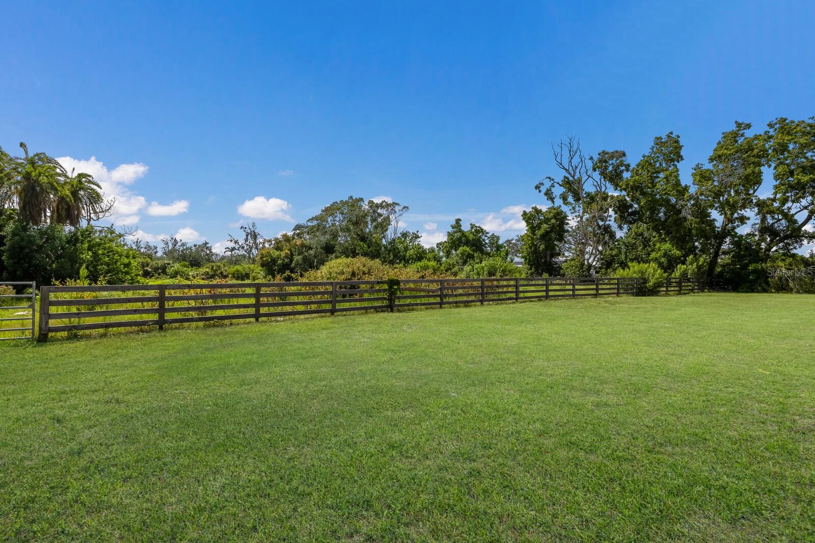 Bradenton, Florida, 34209, United States, ,4 BathroomsBathrooms,Residential,Active,1863490