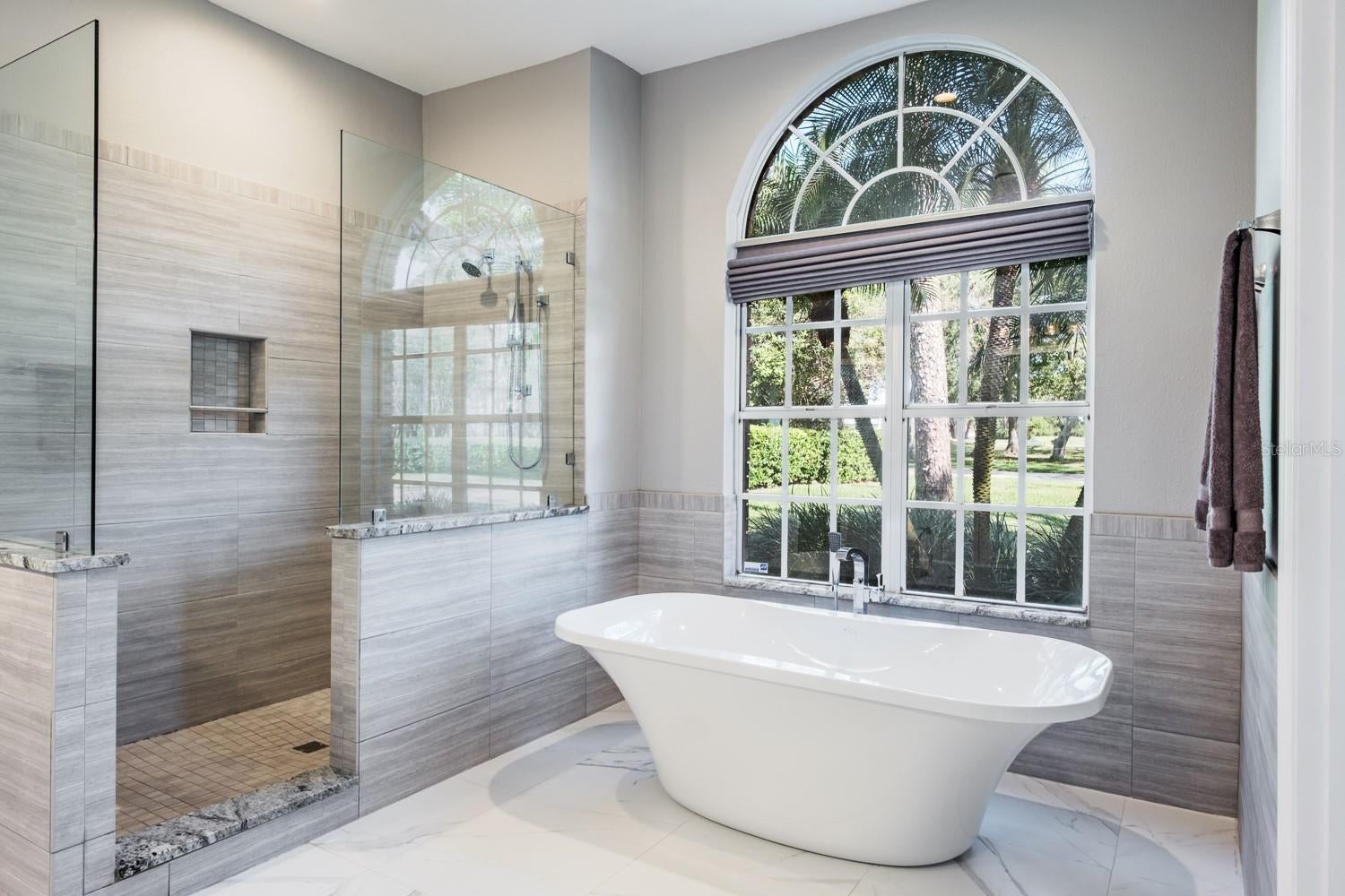 Clearwater, Florida, 33761, United States, ,4 BathroomsBathrooms,Residential,Active,1764506