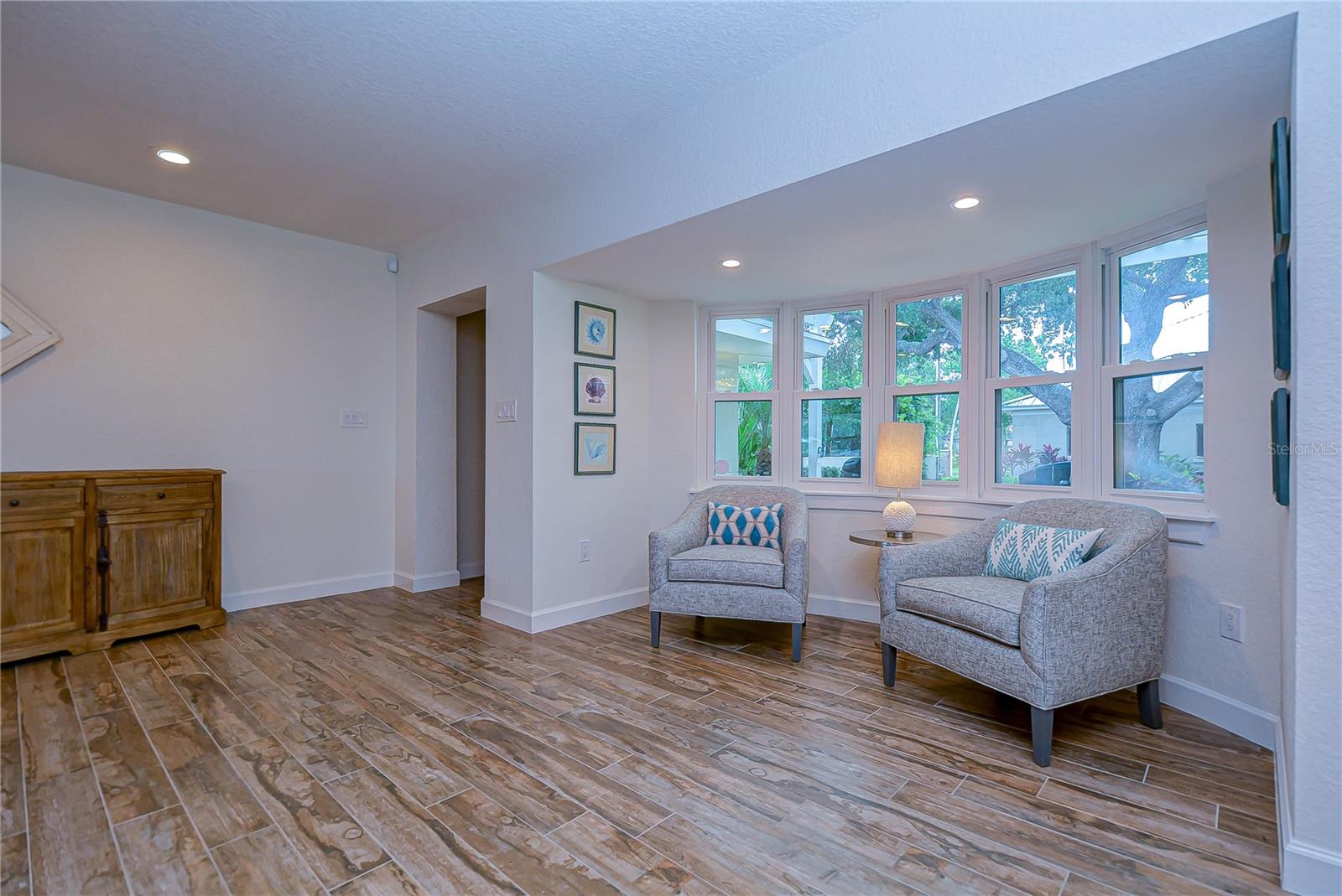 Dunedin, Florida, 34698, United States, 3 Bedrooms Bedrooms, ,3 BathroomsBathrooms,Residential,Active,1994972