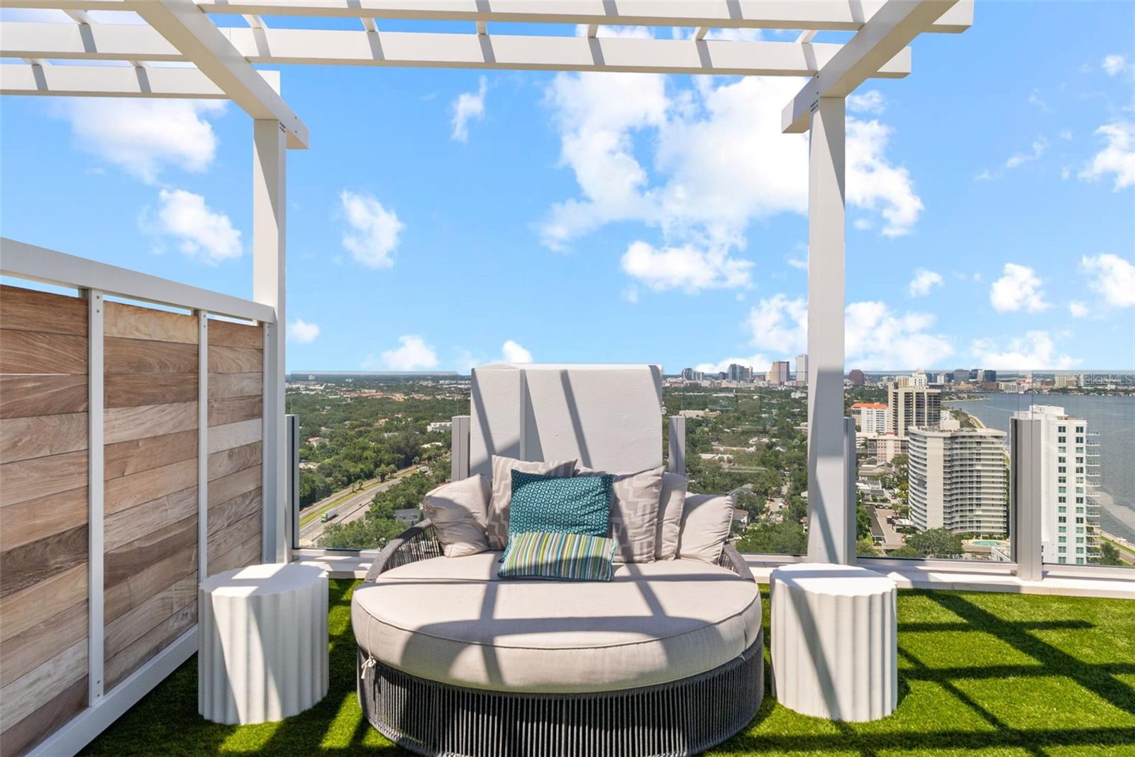 Tampa, Florida, 33629, United States, 4 Bedrooms Bedrooms, ,4 BathroomsBathrooms,Residential,Active,2010535