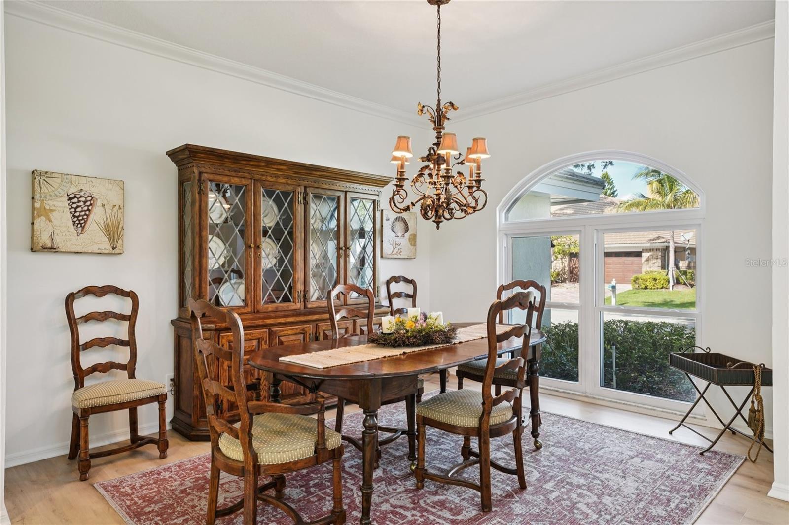 St Petersburg, Florida, 33703, United States, 4 Bedrooms Bedrooms, ,4 BathroomsBathrooms,Residential,Active,1994976