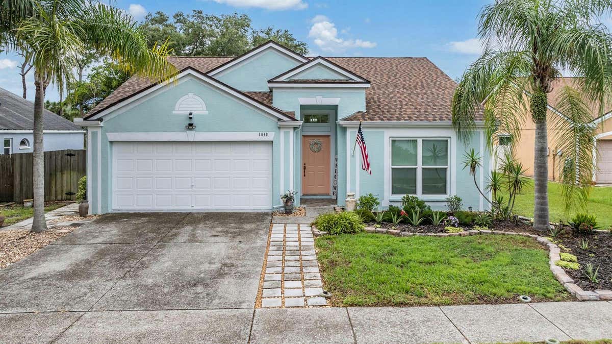 1640 NAVIGATOR LN, TARPON SPRINGS, FL 34689, photo 1 of 20