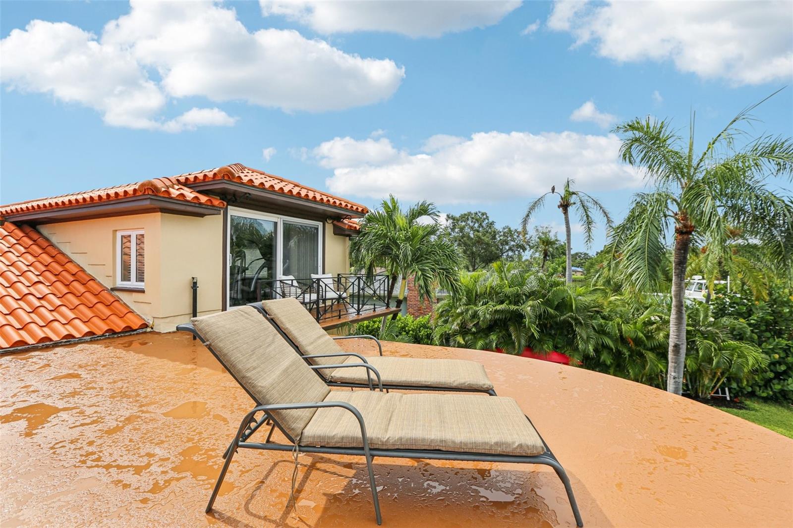 St Petersburg, Florida, 33705, United States, 4 Bedrooms Bedrooms, ,4 BathroomsBathrooms,Residential,Active,1927682