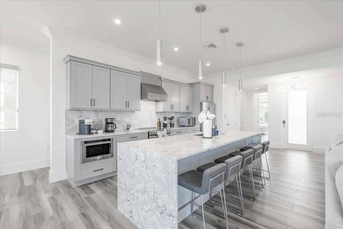 Marathon, Florida, 33050, United States, 5 Bedrooms Bedrooms, ,5 BathroomsBathrooms,Residential,Active,2011845