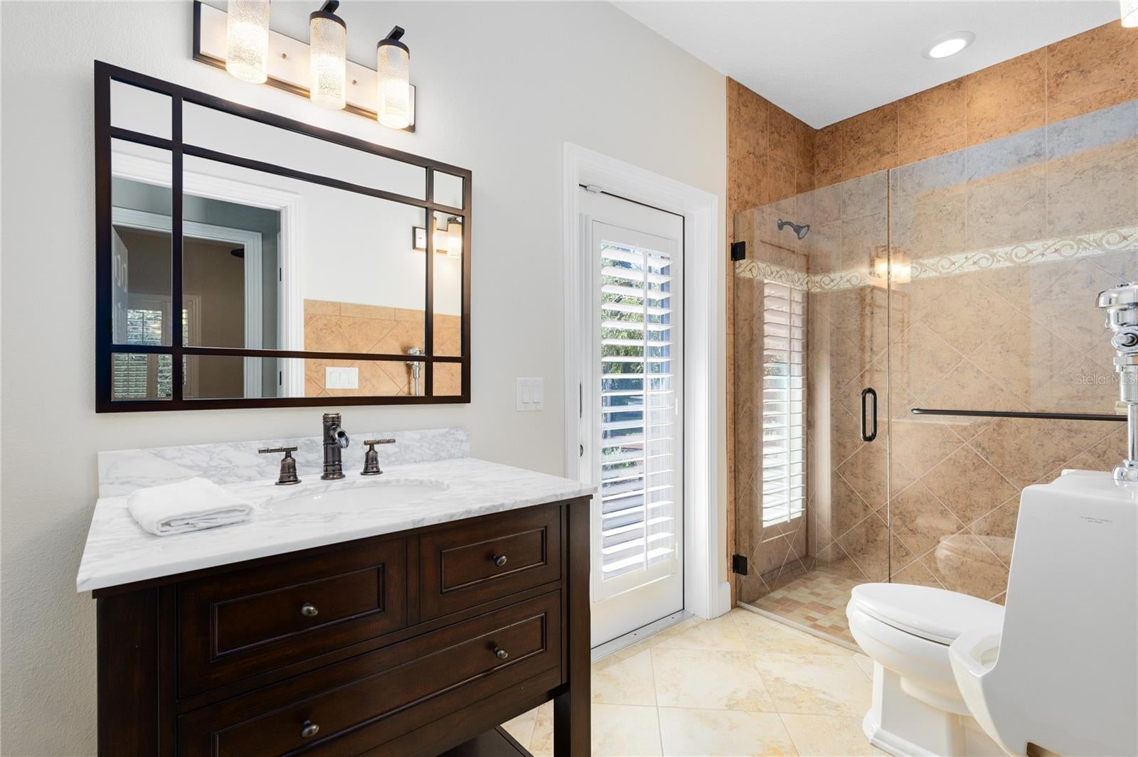 Winter Springs, Florida, 32708, United States, 7 Bedrooms Bedrooms, ,5 BathroomsBathrooms,Residential,Pending,2007299