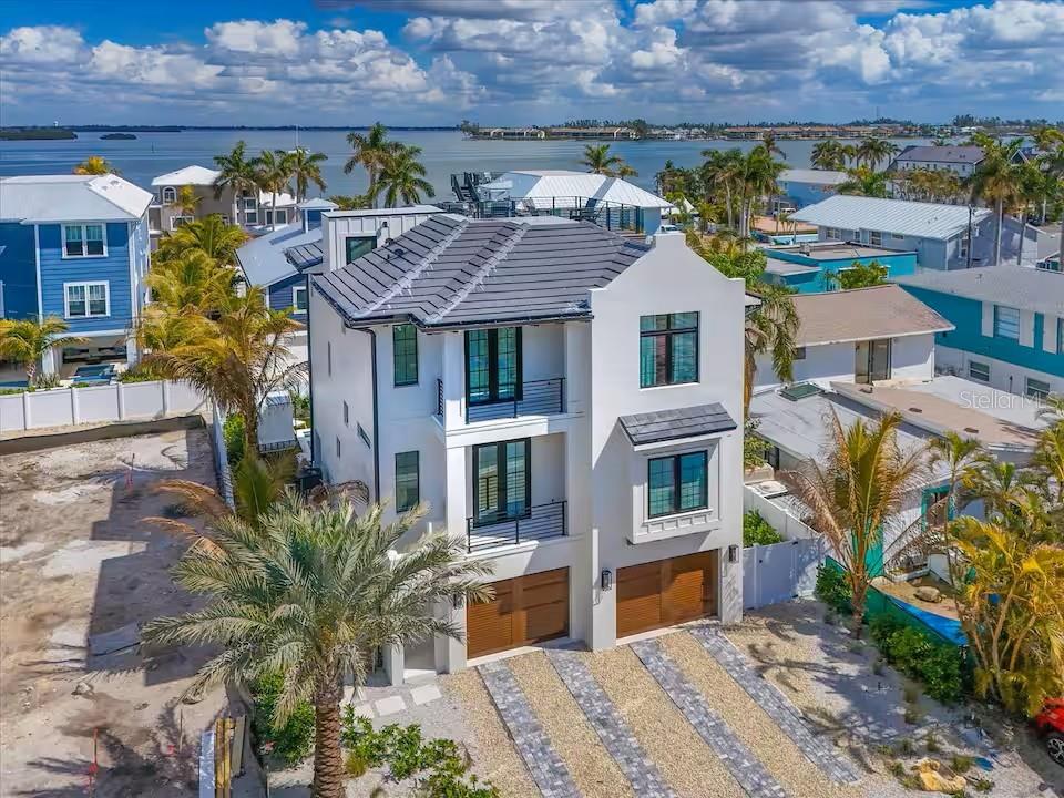 Bradenton Beach, Florida, 34217, United States, 4 Bedrooms Bedrooms, ,5 BathroomsBathrooms,Residential,Active,2044169