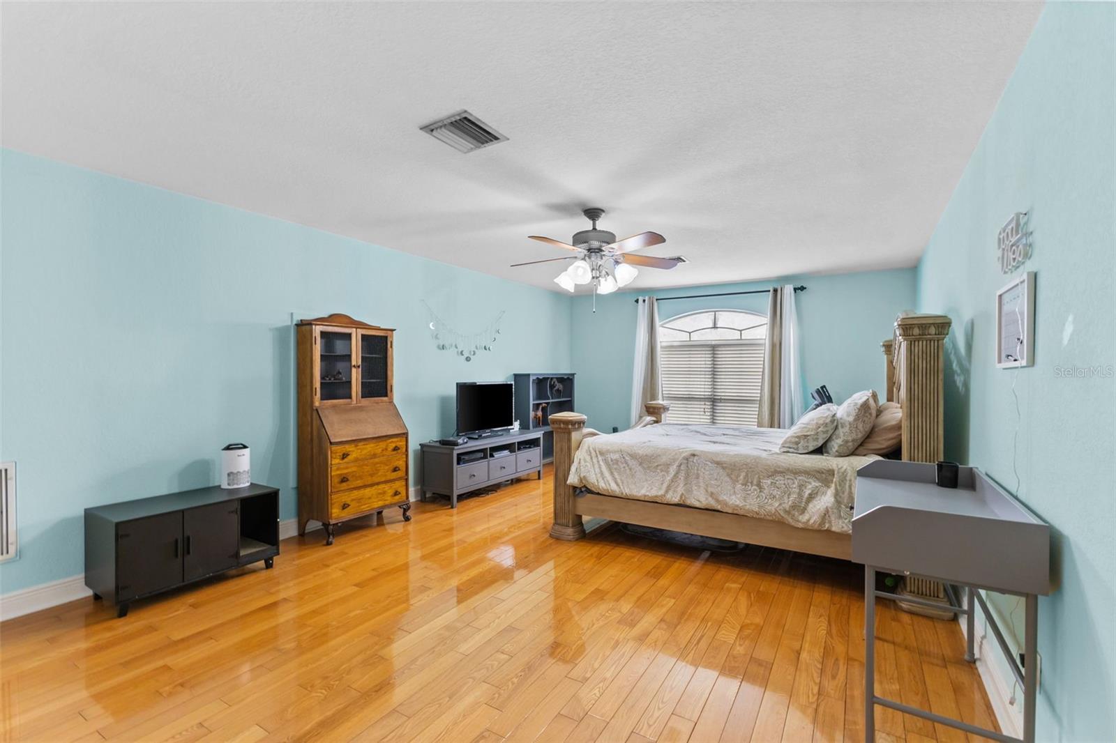 Plant City, Florida, 33567, United States, 5 Bedrooms Bedrooms, ,3 BathroomsBathrooms,Residential,Active,2007196