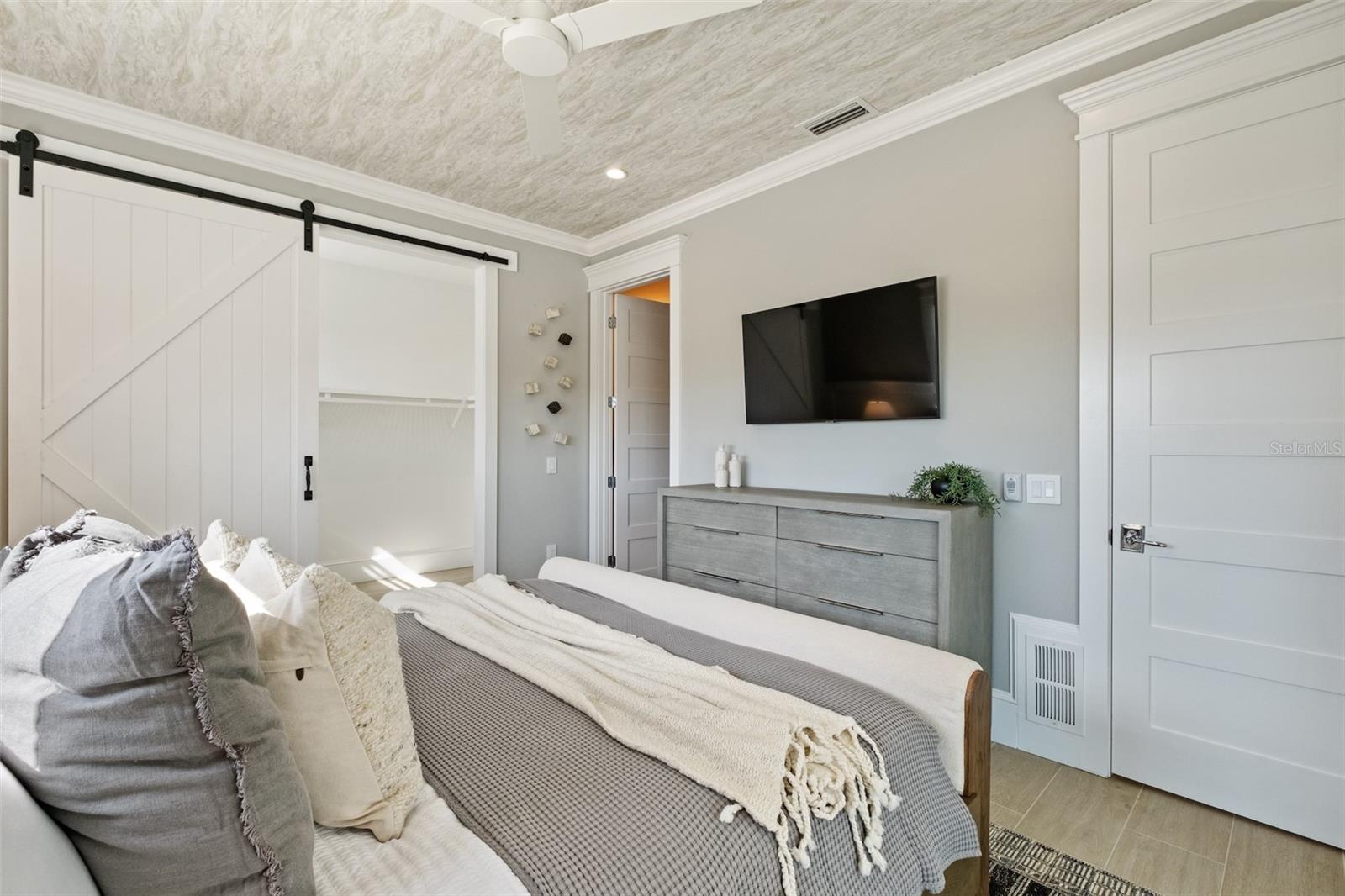 Anna Maria, Florida, 34216, United States, 7 Bedrooms Bedrooms, ,8 BathroomsBathrooms,Residential,Active,1892423