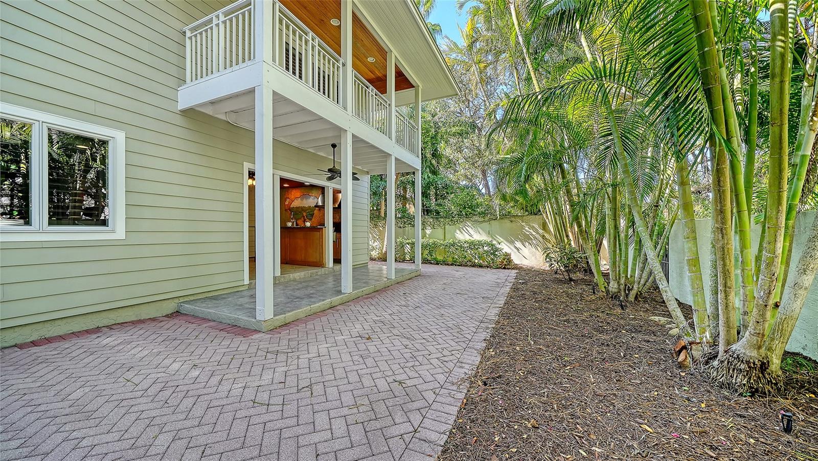 Sarasota, Florida, 34239, United States, 3 Bedrooms Bedrooms, ,3 BathroomsBathrooms,Residential,Active,2013163